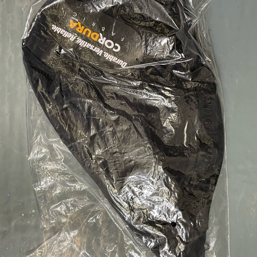 Supreme black sling bag "fw20" new with tags and original packaging